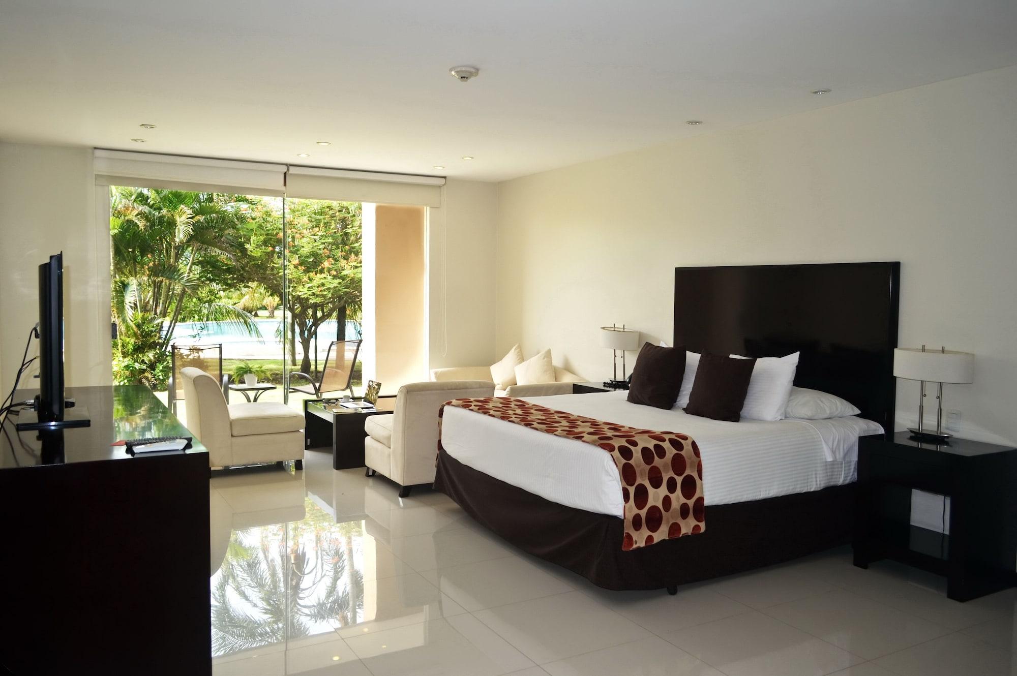 Sun Hotel Warnes Ngoại thất bức ảnh