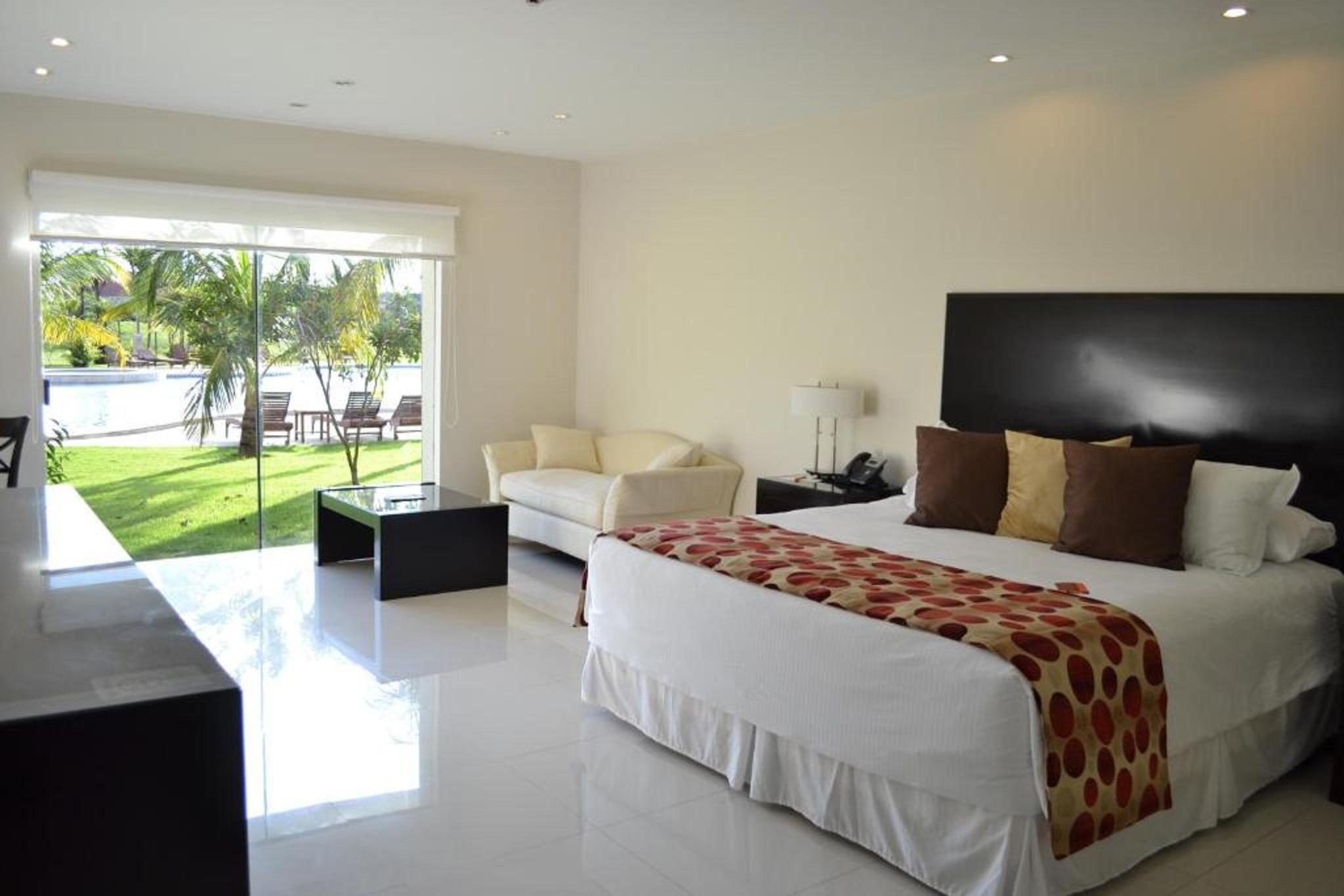 Sun Hotel Warnes Ngoại thất bức ảnh