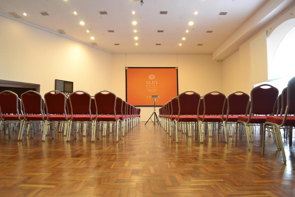 Sun Hotel Warnes Ngoại thất bức ảnh