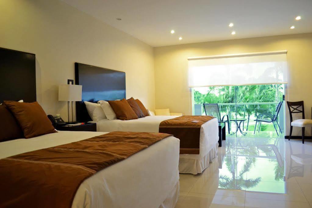 Sun Hotel Warnes Ngoại thất bức ảnh