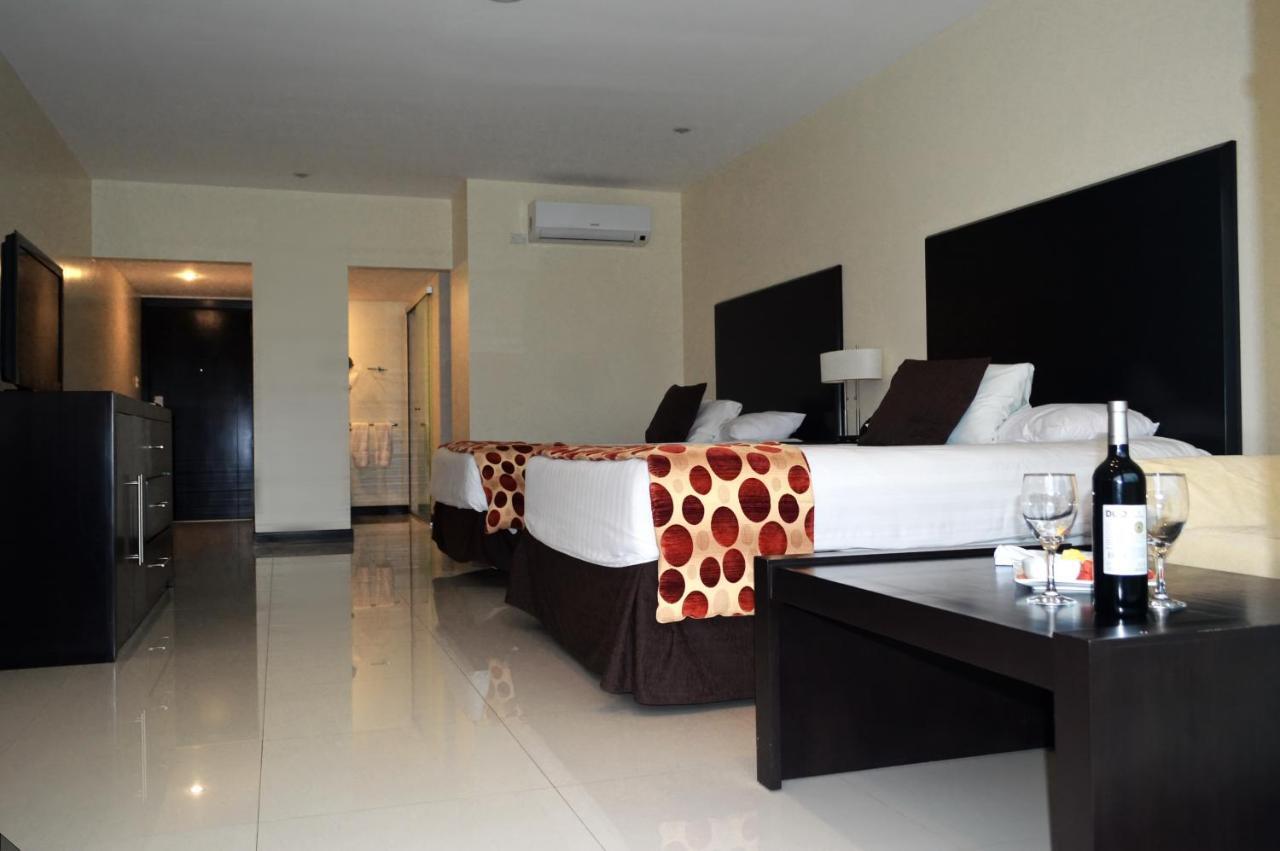 Sun Hotel Warnes Ngoại thất bức ảnh